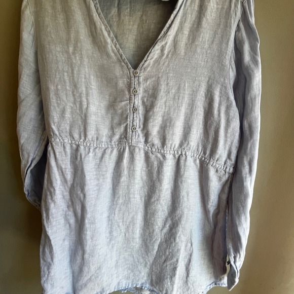 Sigrid Olsen Women's Tunic Top Long Sleeve V-Neck Button Front Light Blue
Linen - Picture 7 of 11